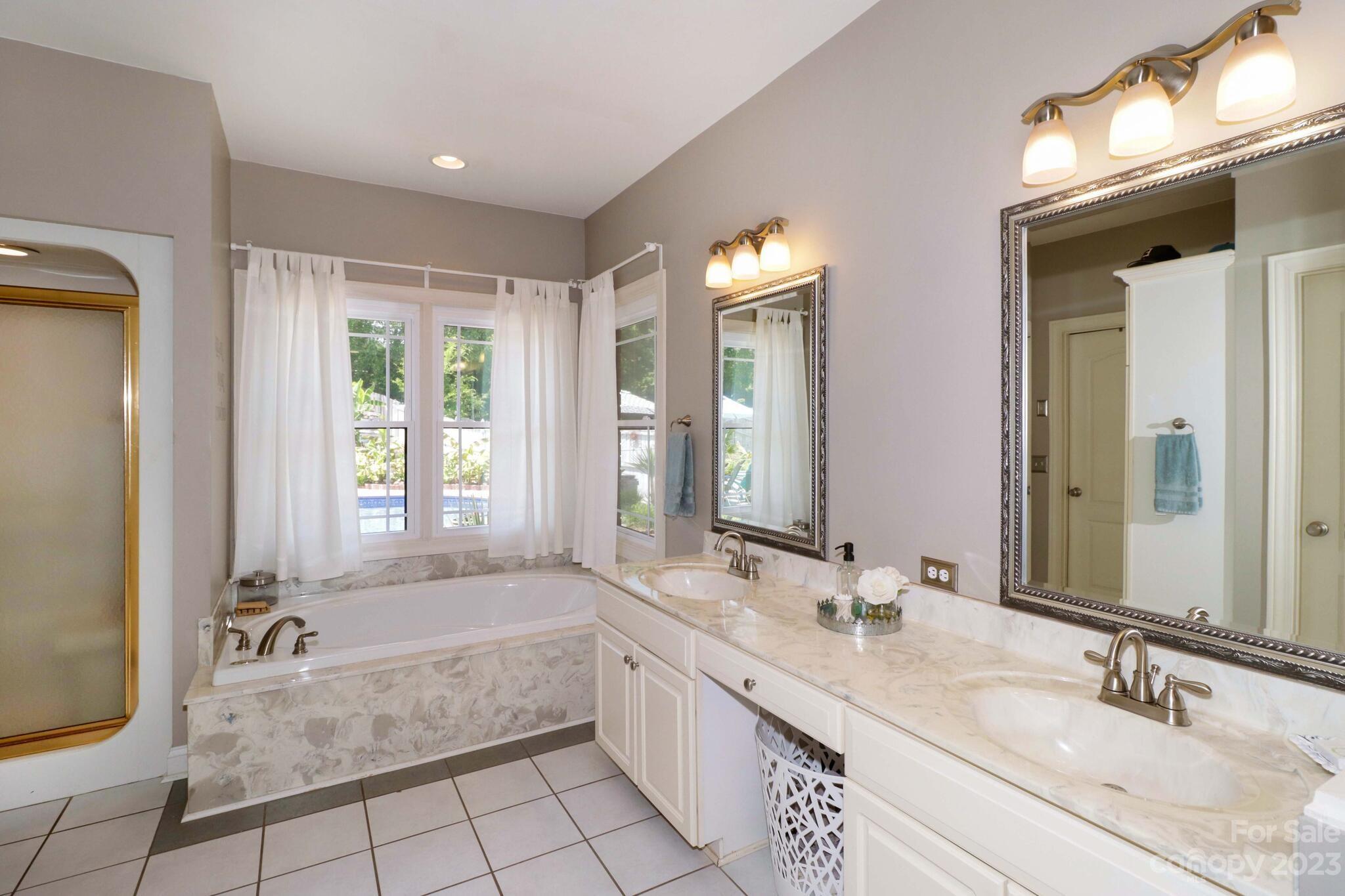 Hunters Glen - Residential