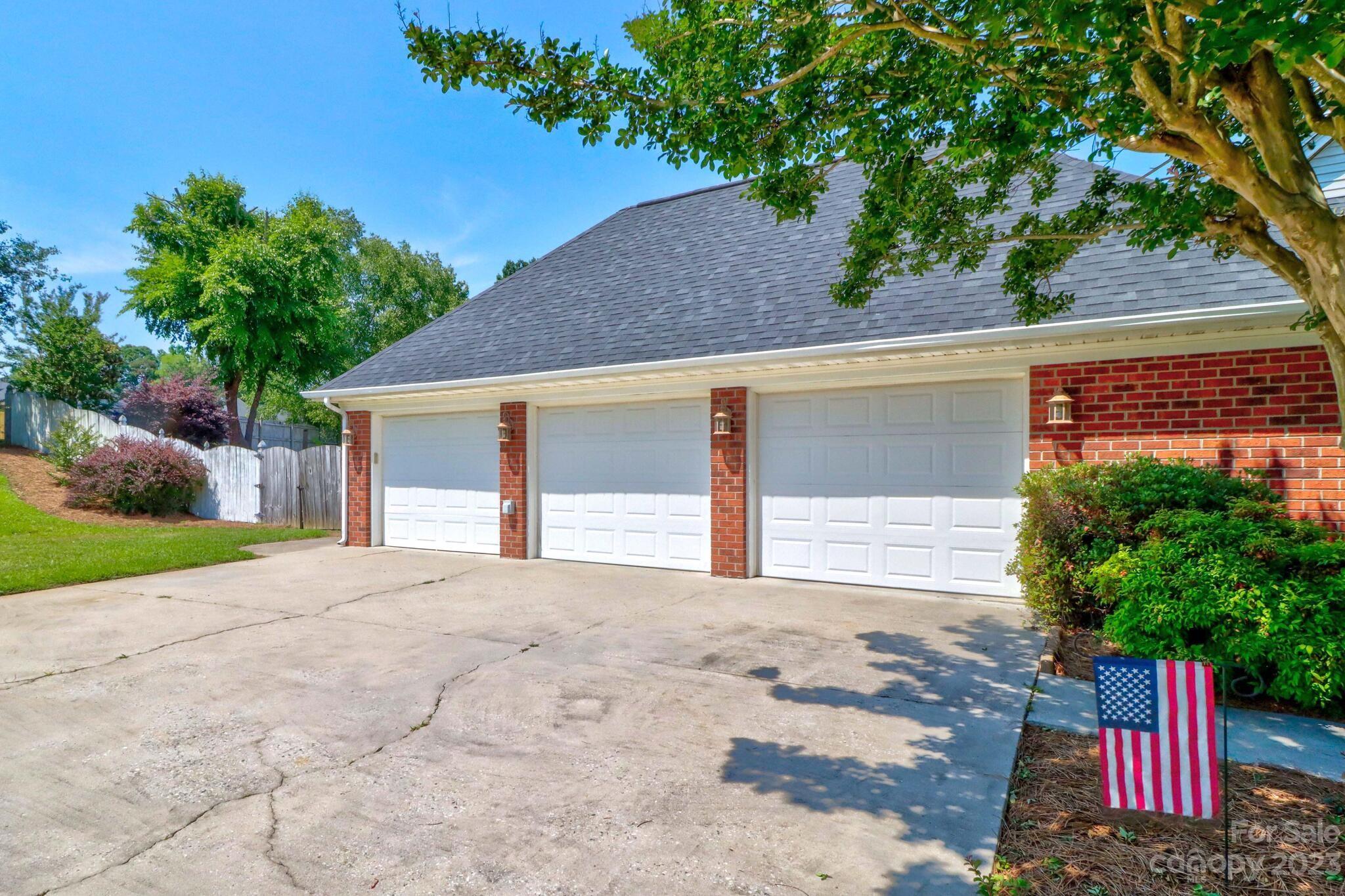 Hunters Glen - Residential