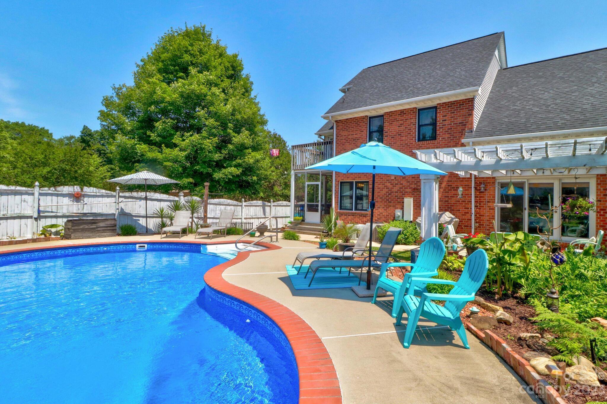 Hunters Glen - Residential