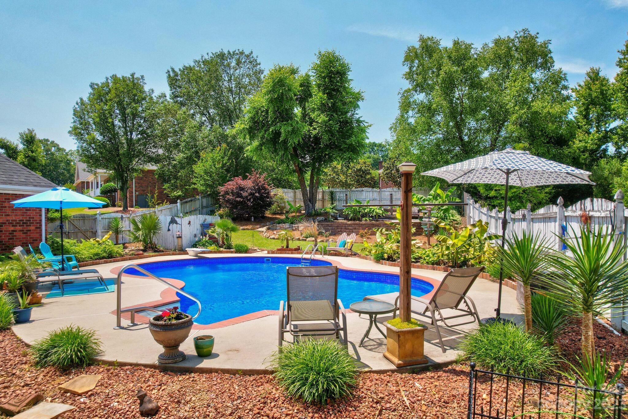 Hunters Glen - Residential