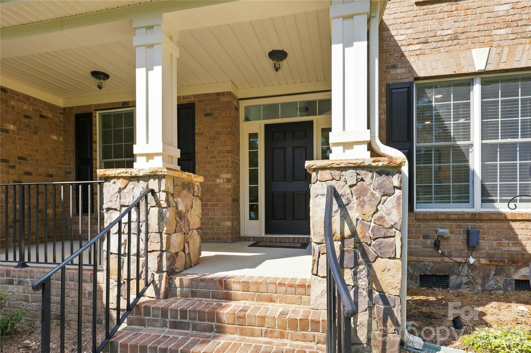 3013 Groves Edge Lane