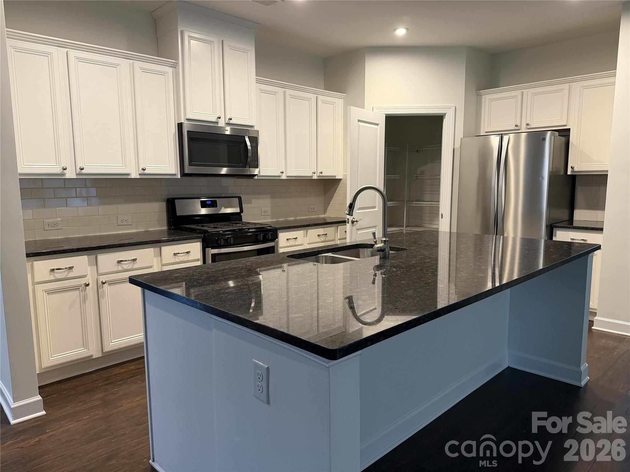 Haywyck Meadows - Residential