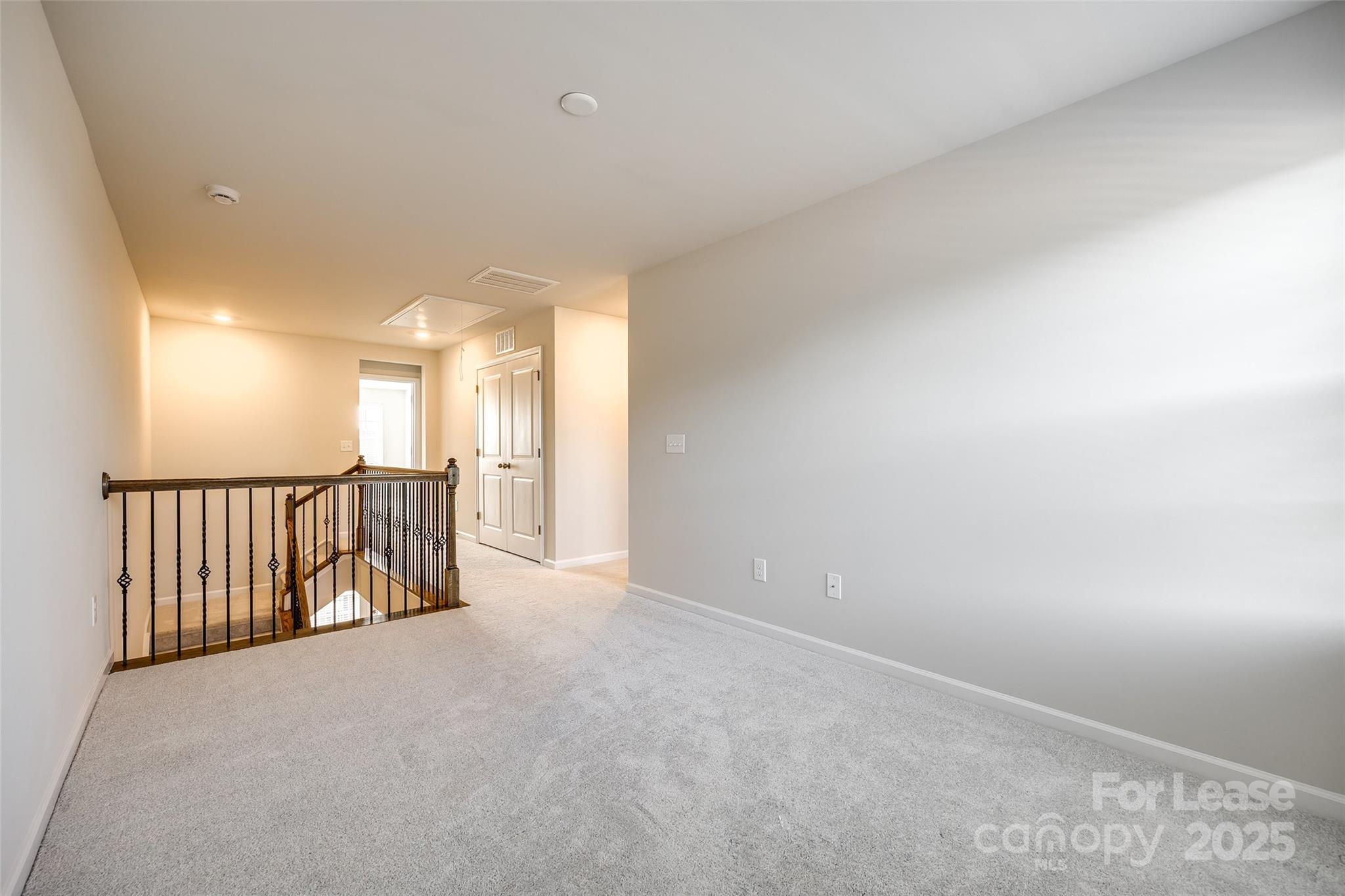 Elizabeth - Residential Lease