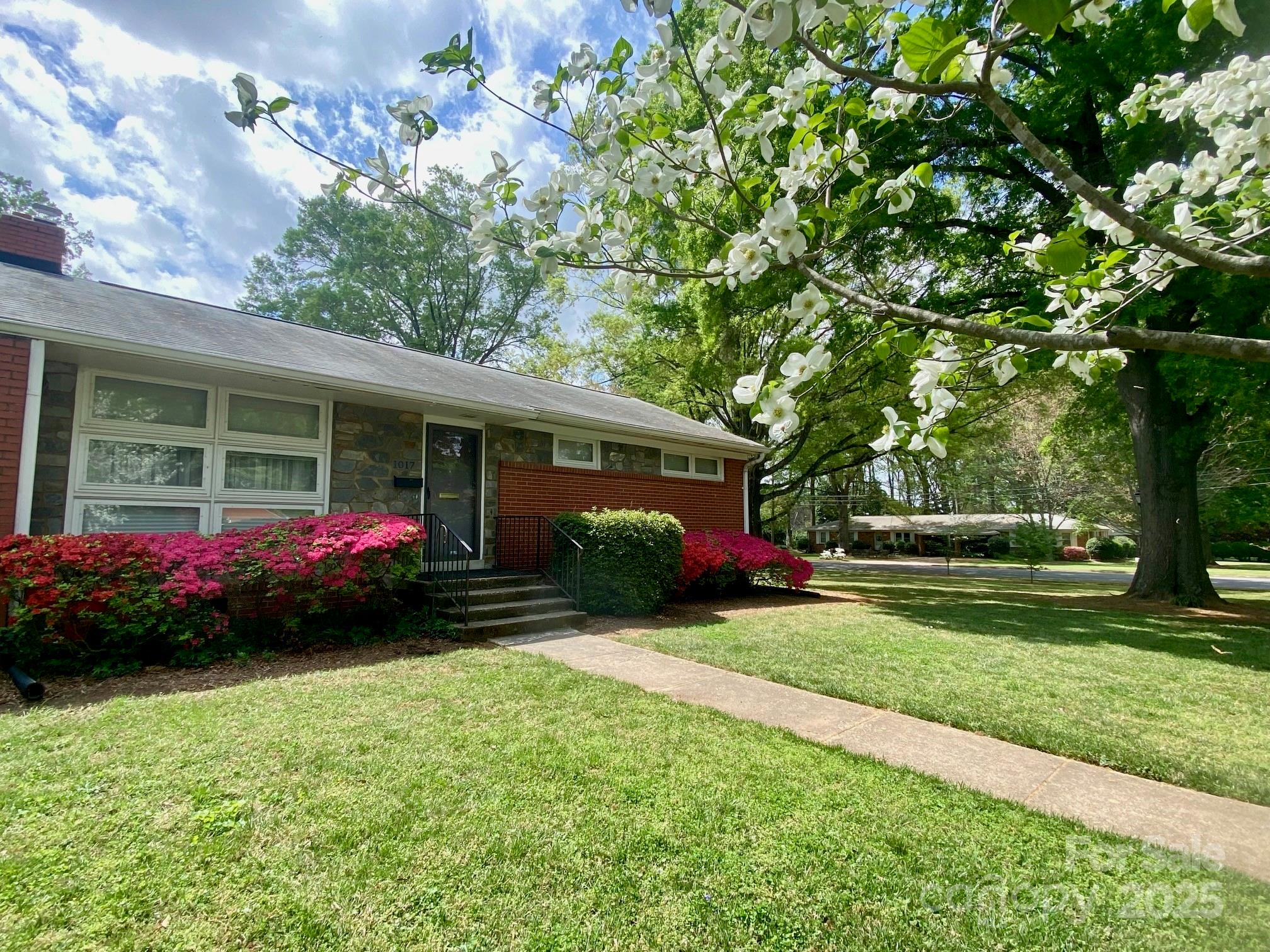 1017 Andover Road