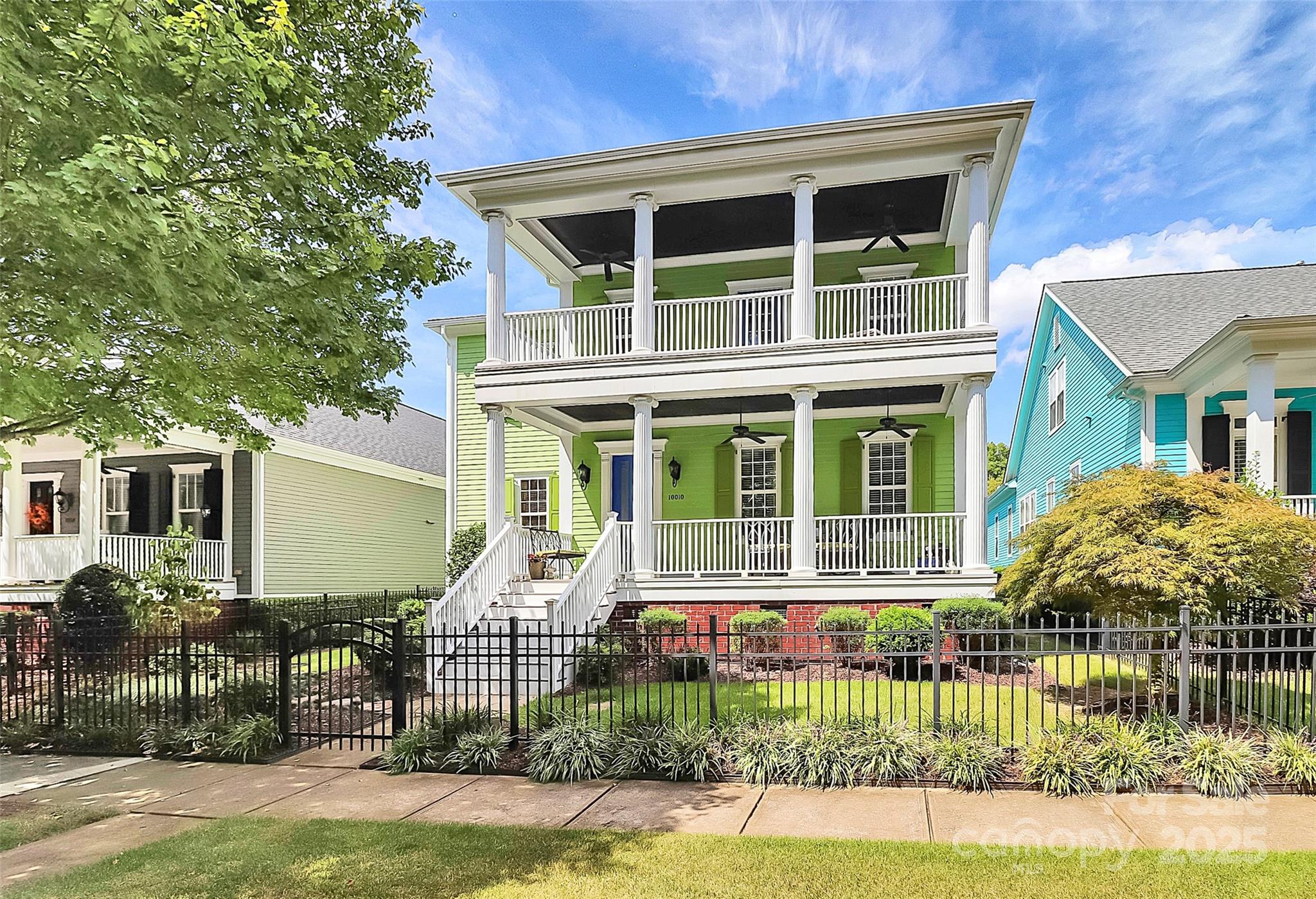 10010 Triple Oak Road