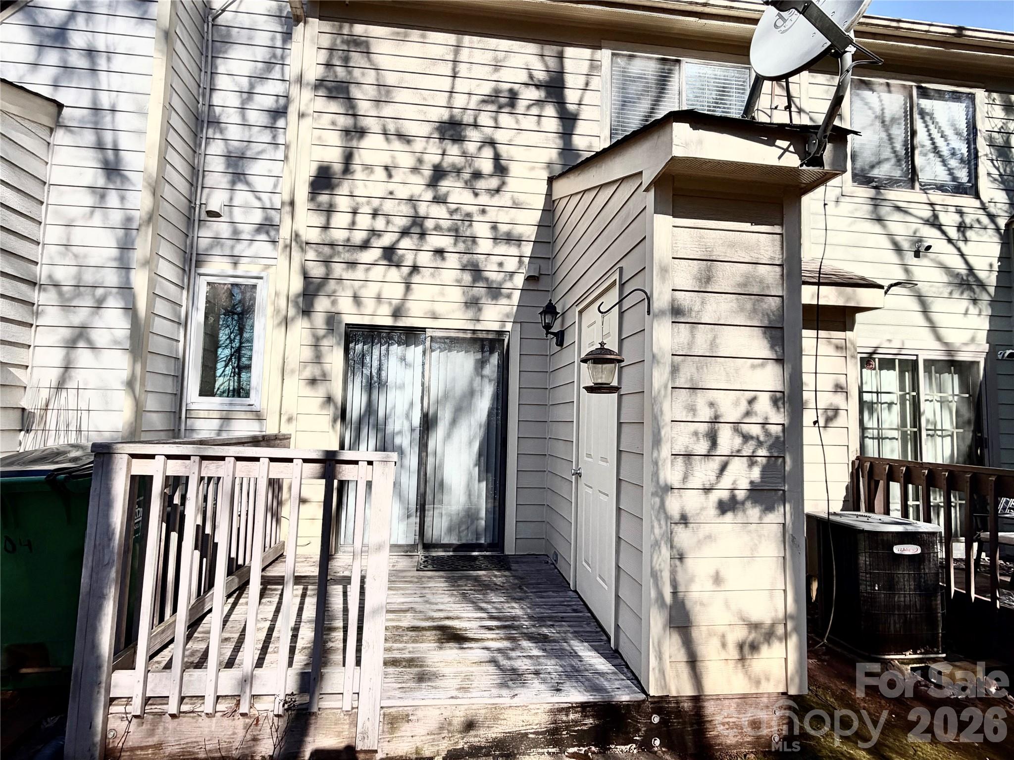 Golfview at Raintree - Residential