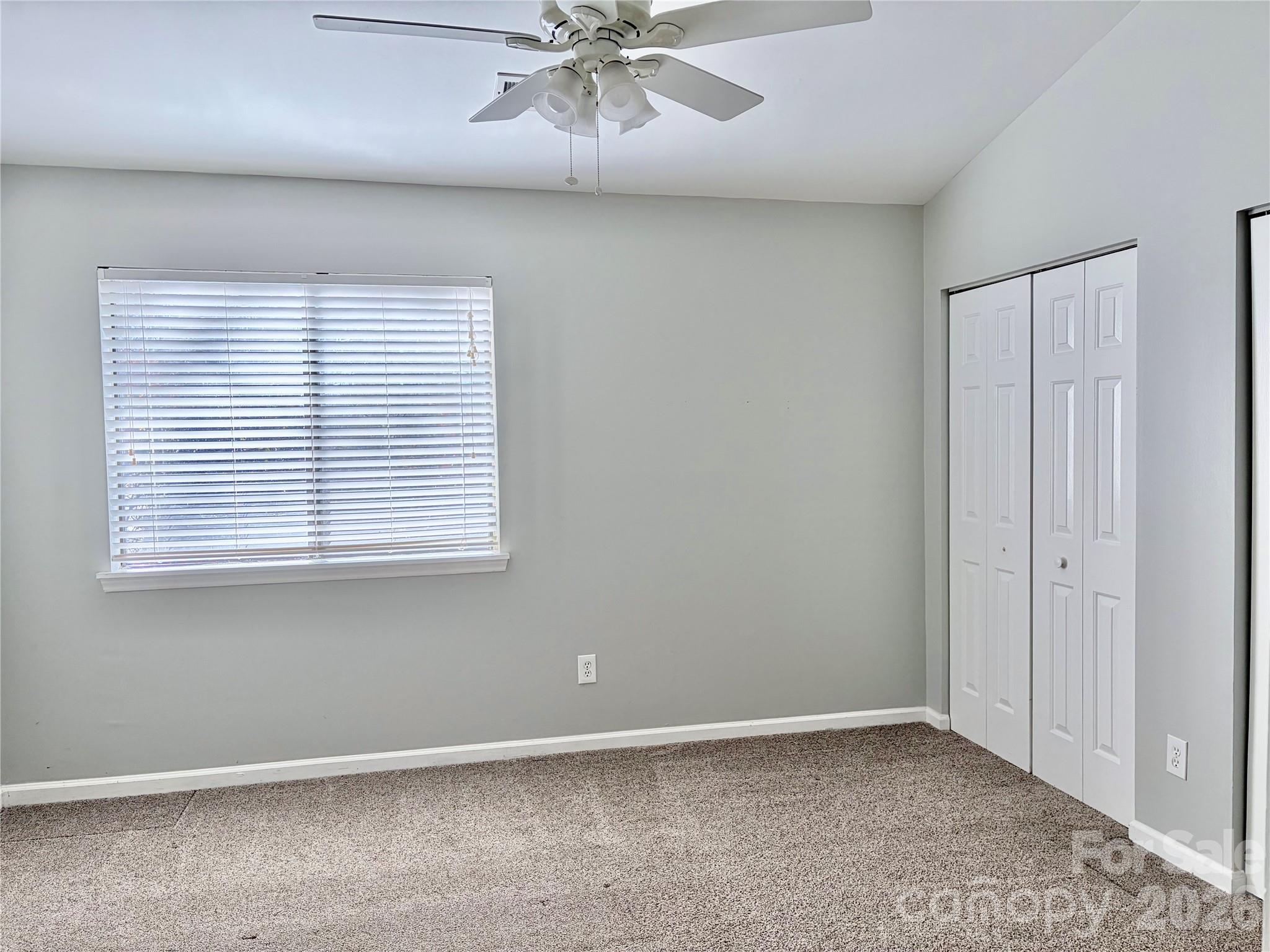 Golfview at Raintree - Residential