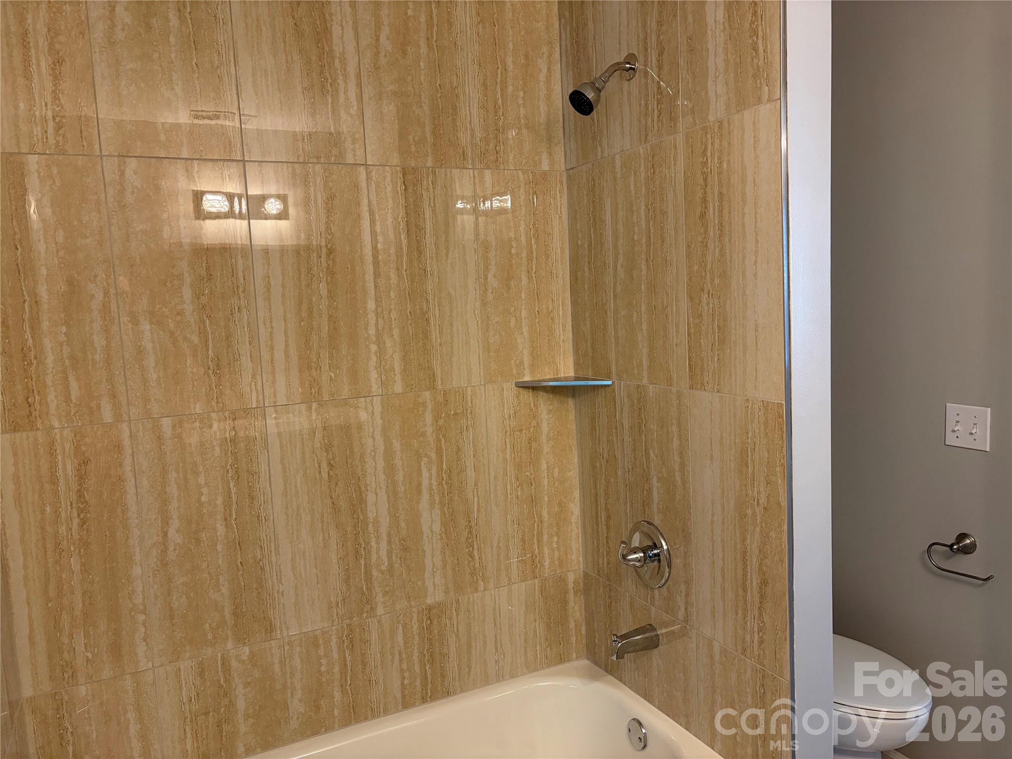 Golfview at Raintree - Residential