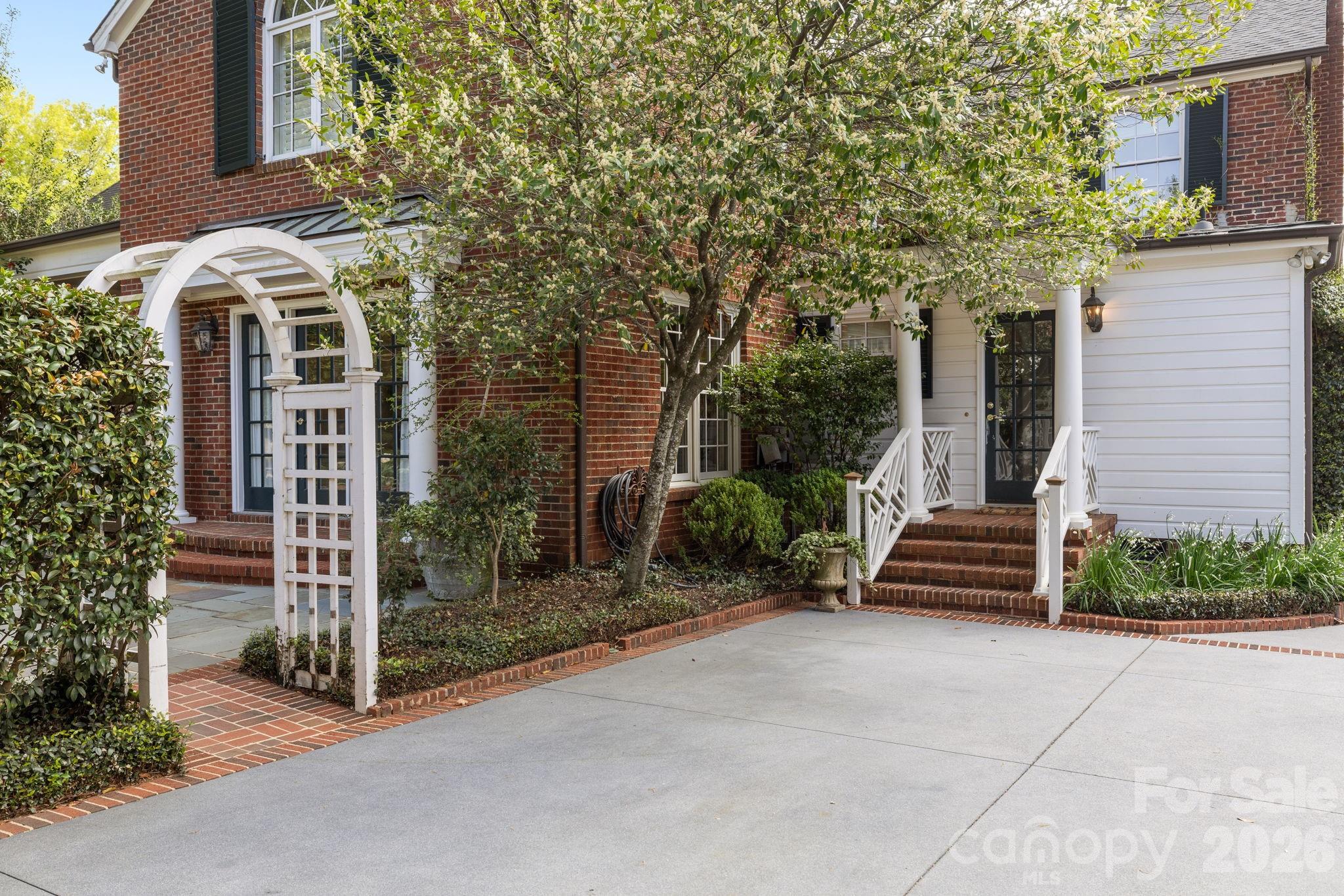 Myers Park - Residential