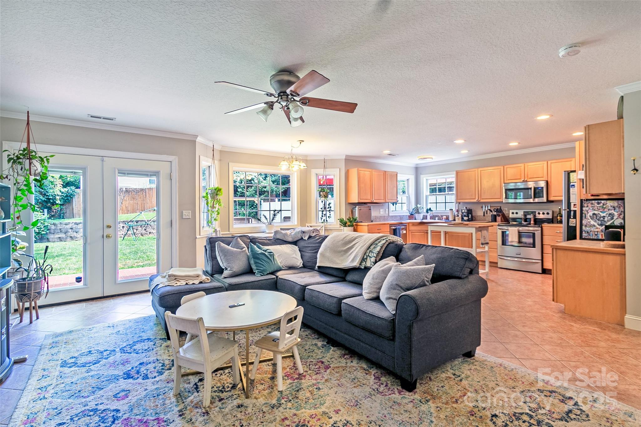 23 Allen Avenue