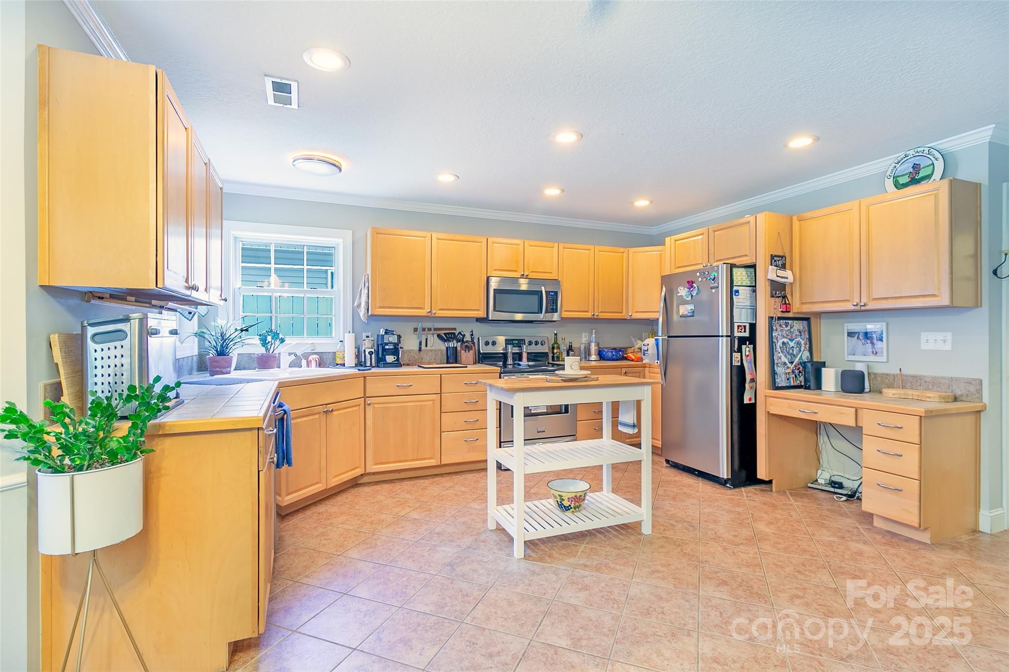 23 Allen Avenue