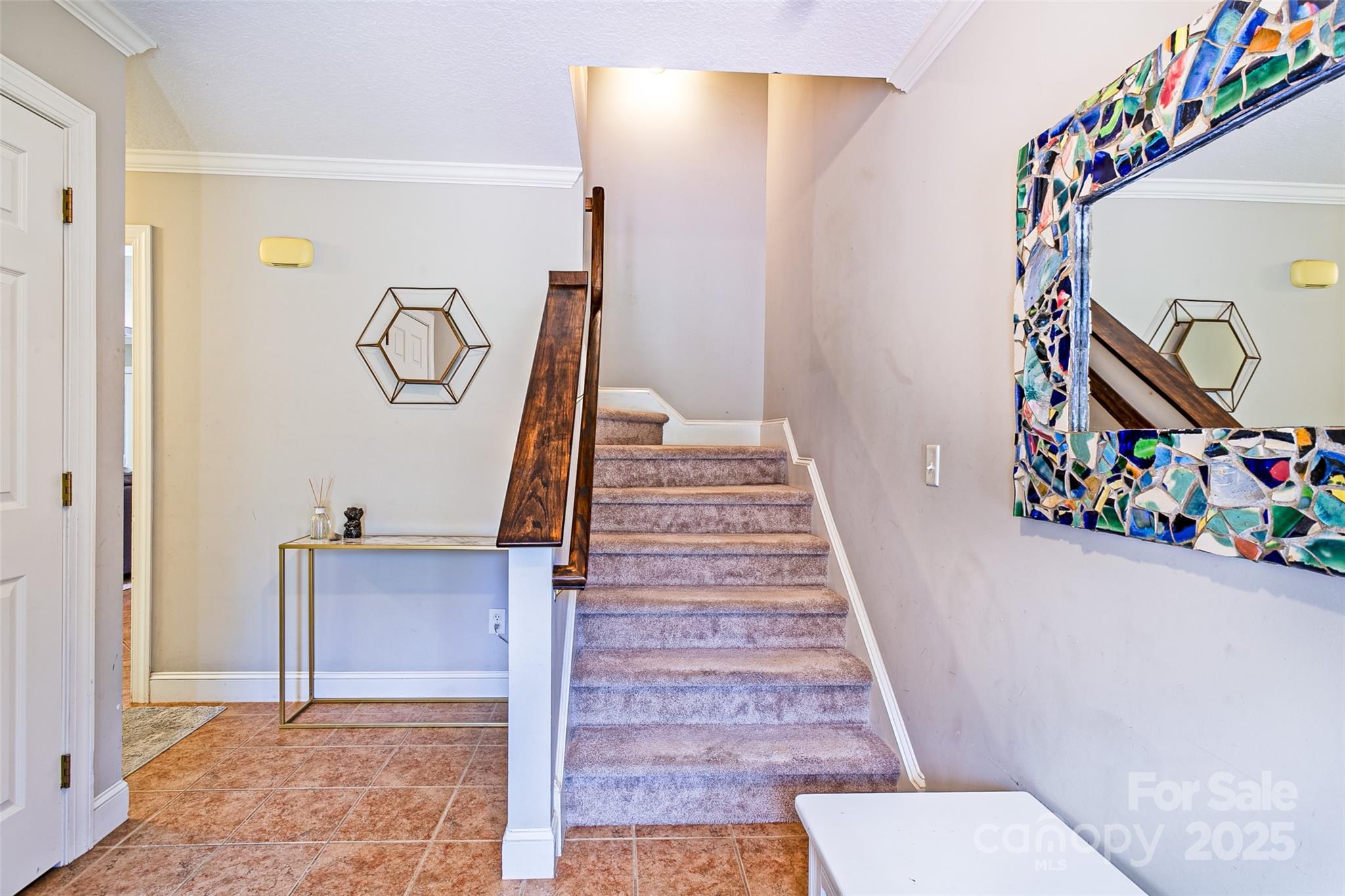 23 Allen Avenue