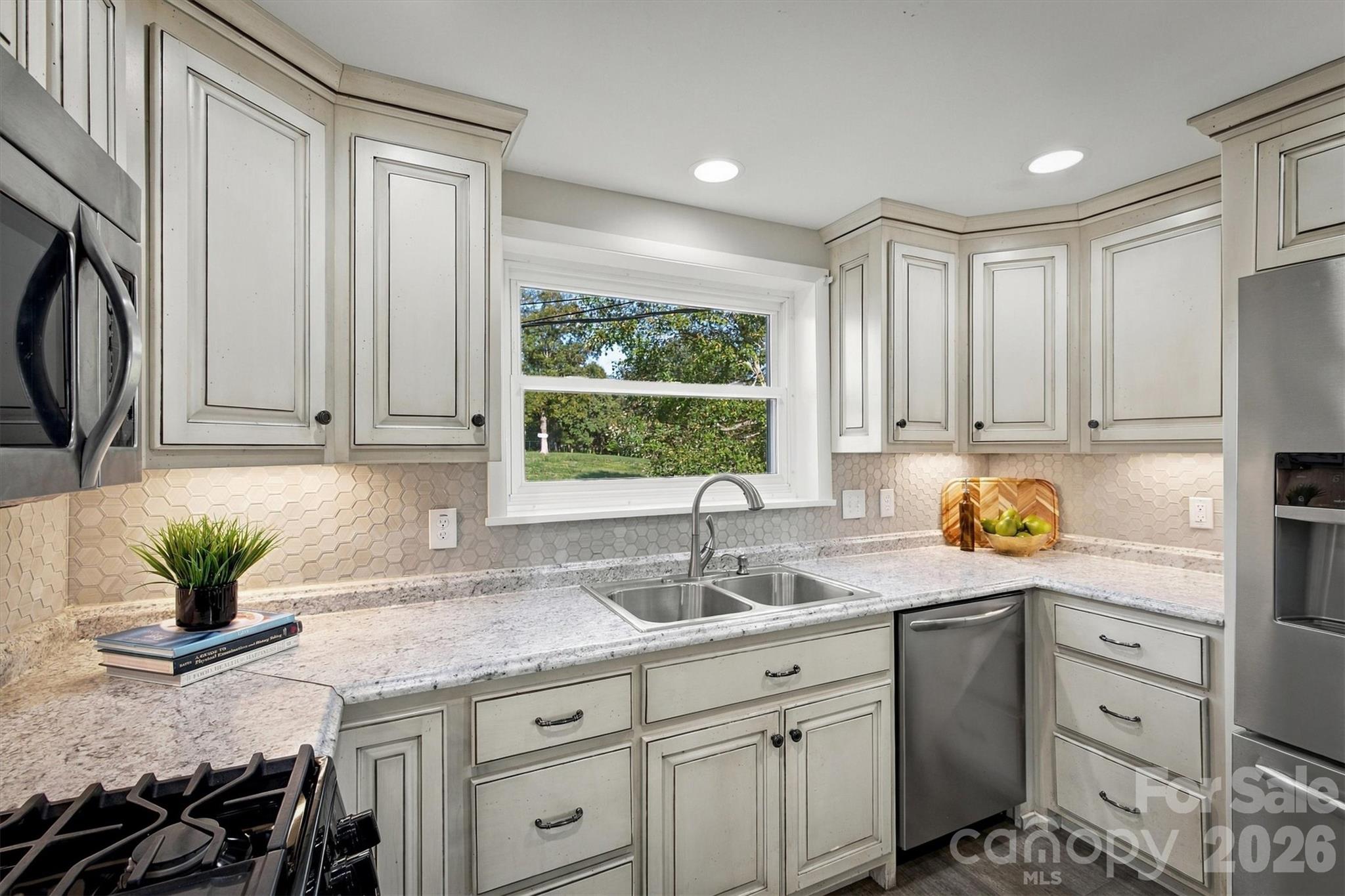 4820 16th Street Drive NE