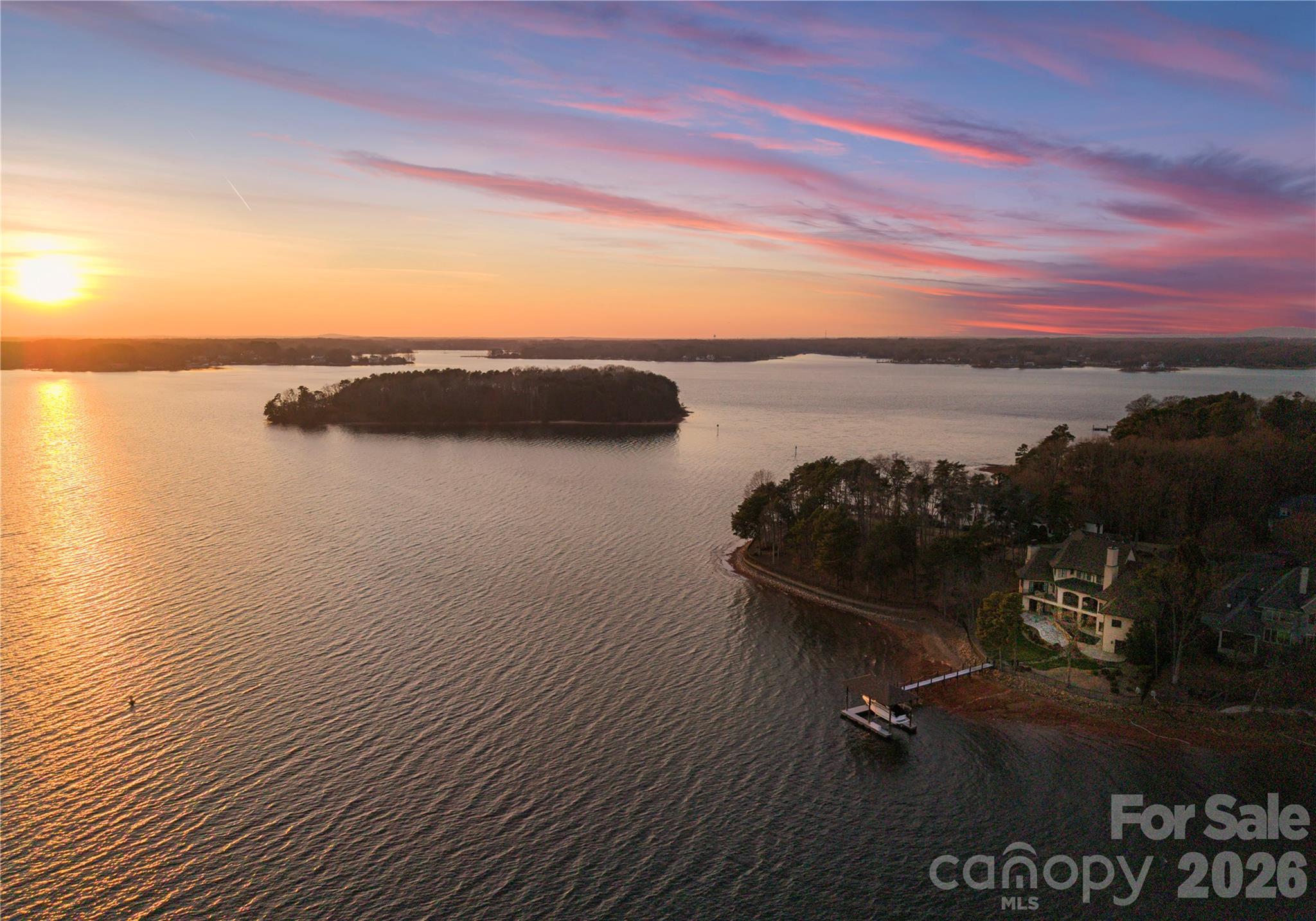 The Peninsula - Land