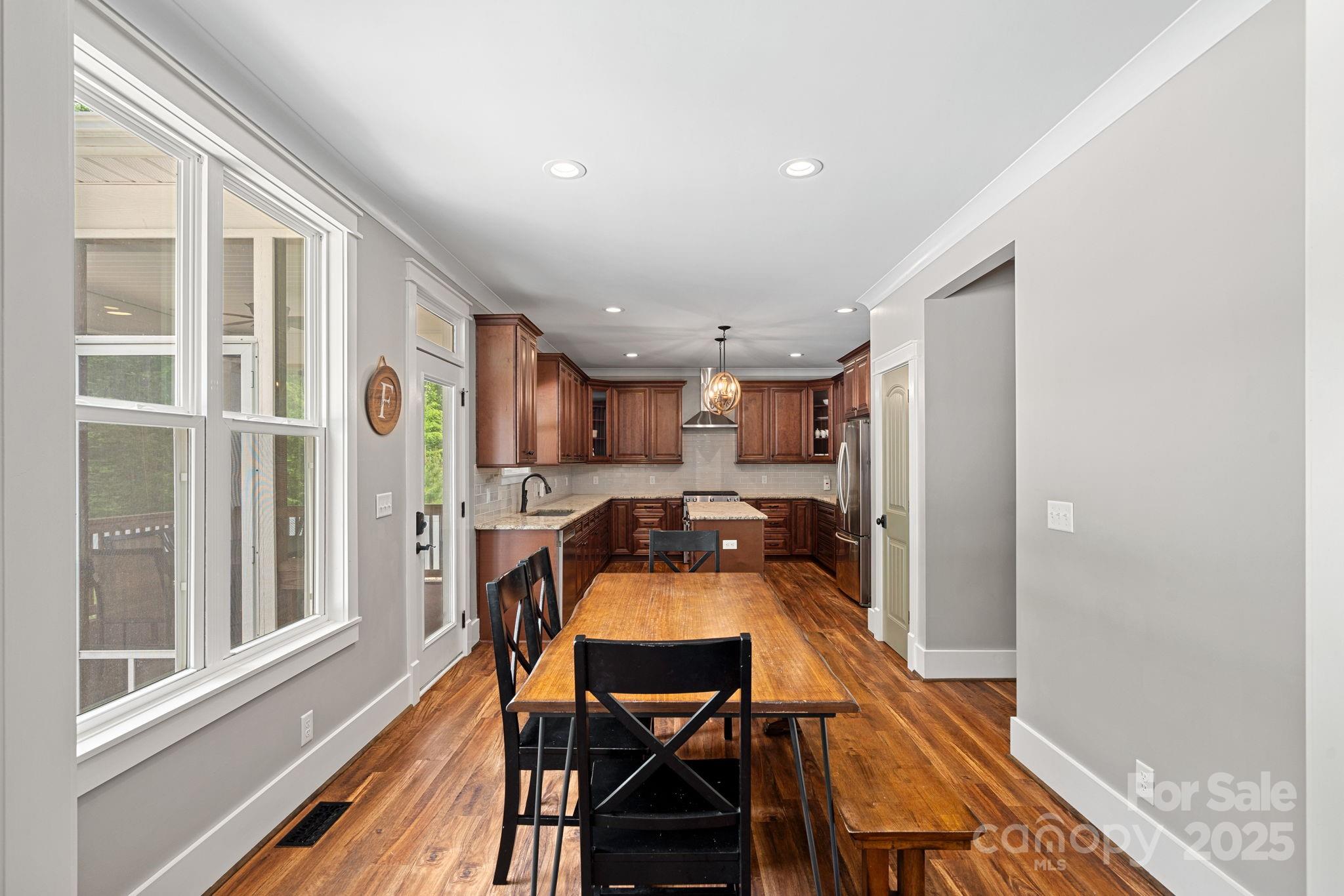 270 Worthington Drive
