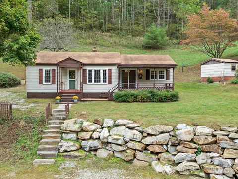 Photo of 338 Sweet Creek Road, Bakersville, NC 28705 (MLS # 4308765)