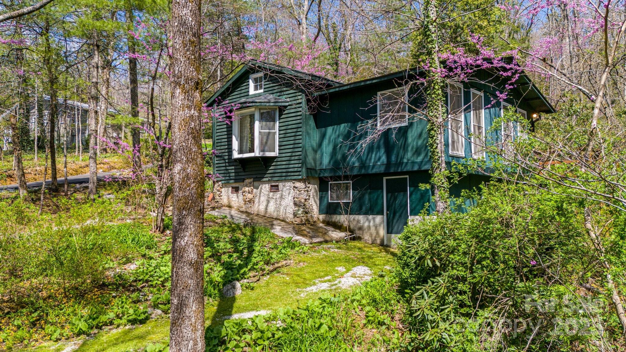 336&351 Colony Road