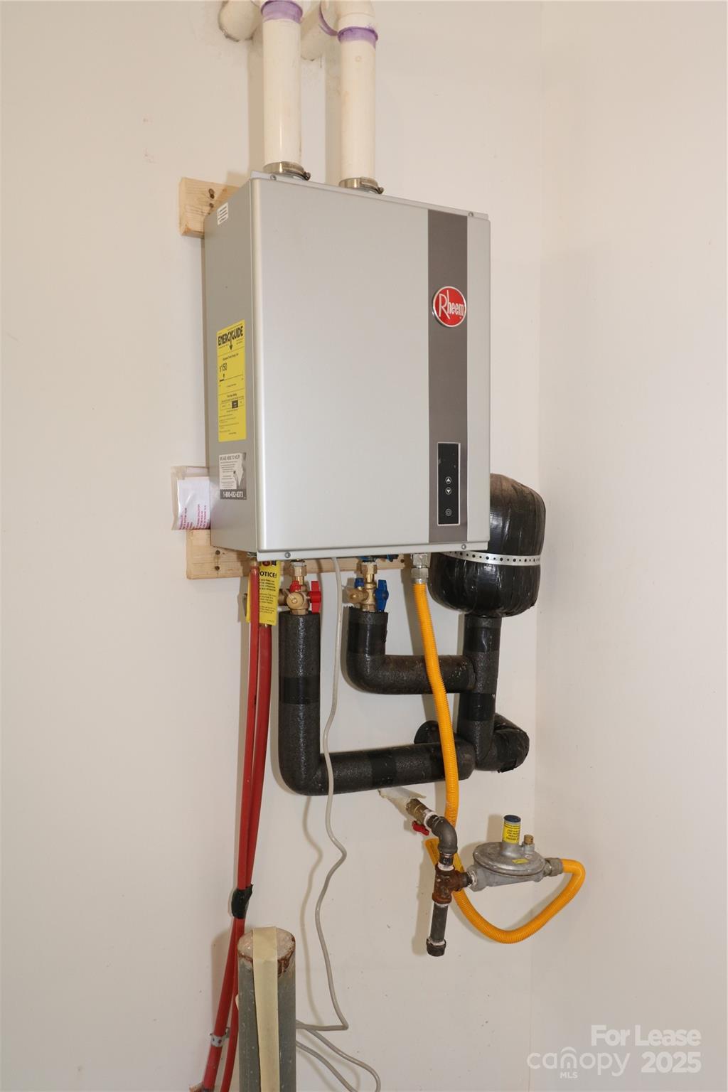 Edgewater - Residential Lease