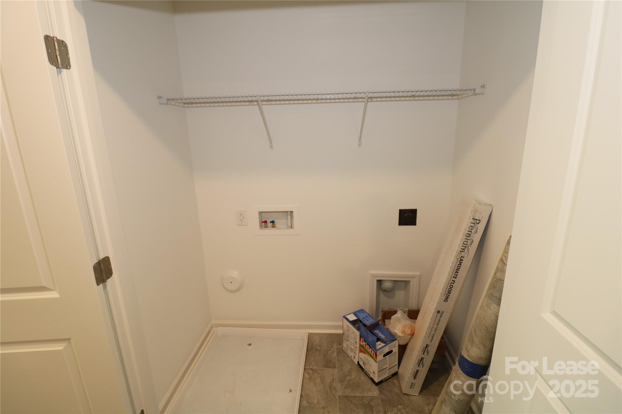 Edgewater - Residential Lease