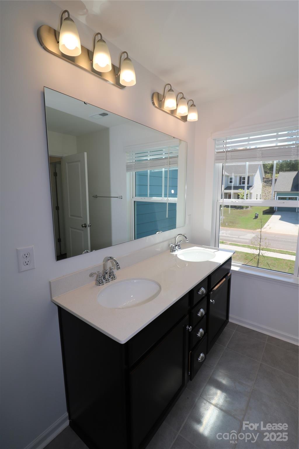 Edgewater - Residential Lease