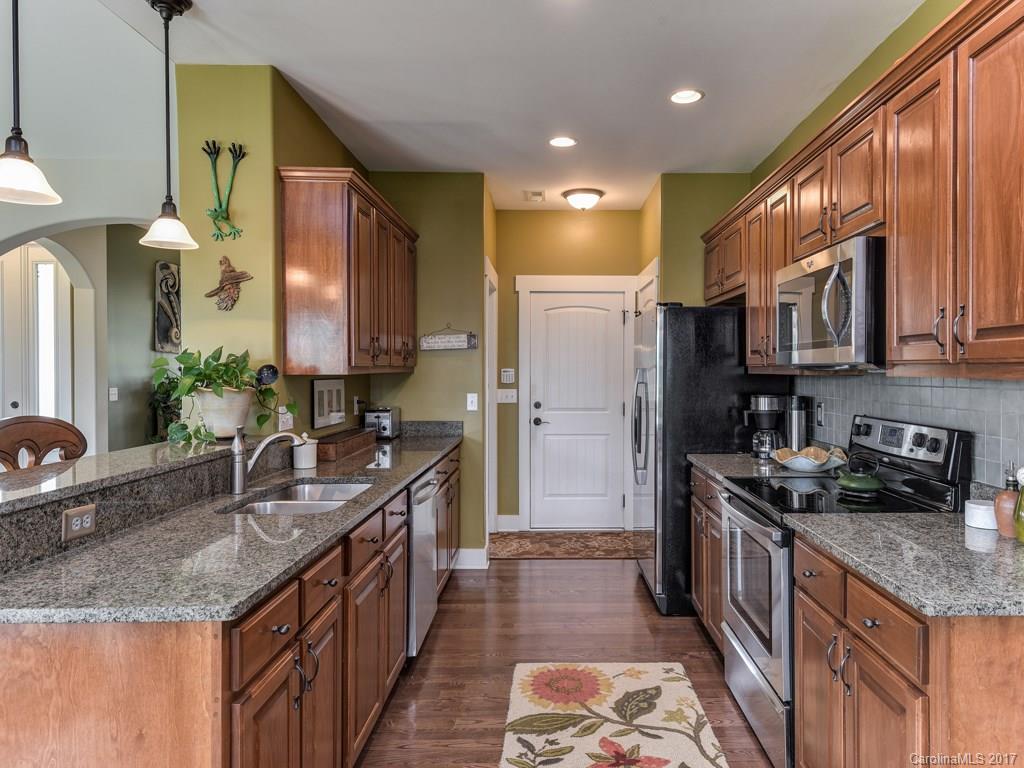 The Views at Rose Hill - Residential