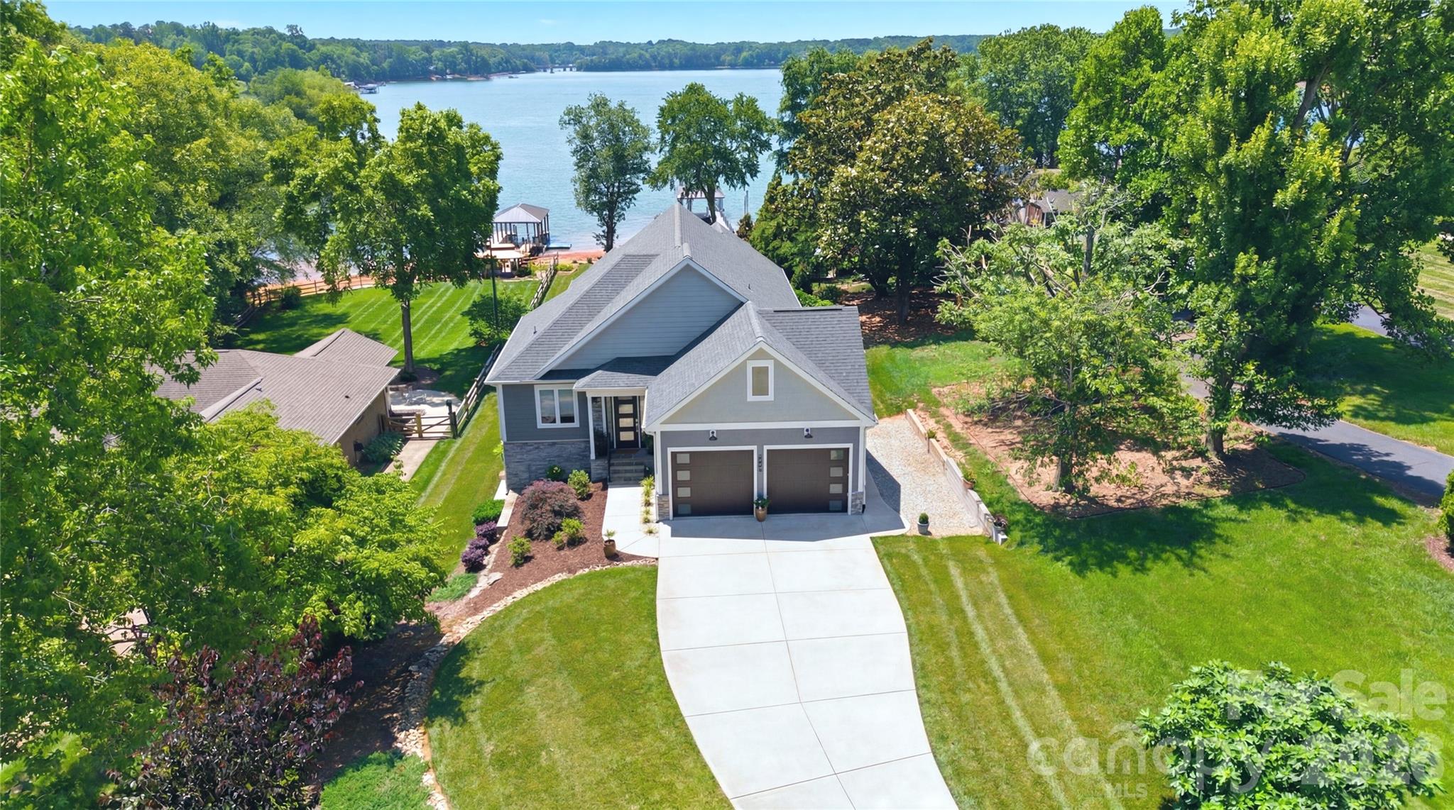 4293 Harbor Lane