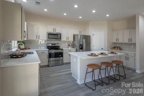 10631 Atkins Ridge Drive Charlotte NC 28213