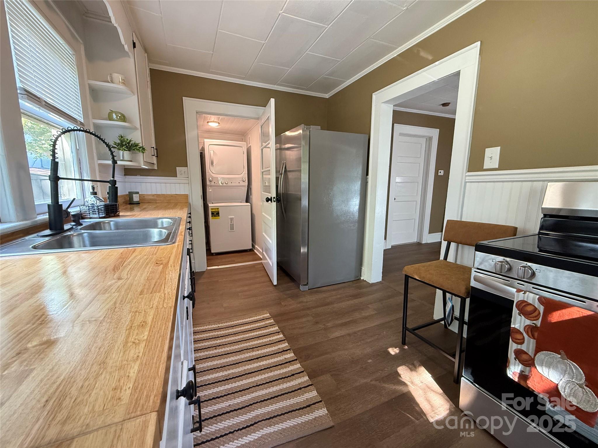 118 26th Street SW