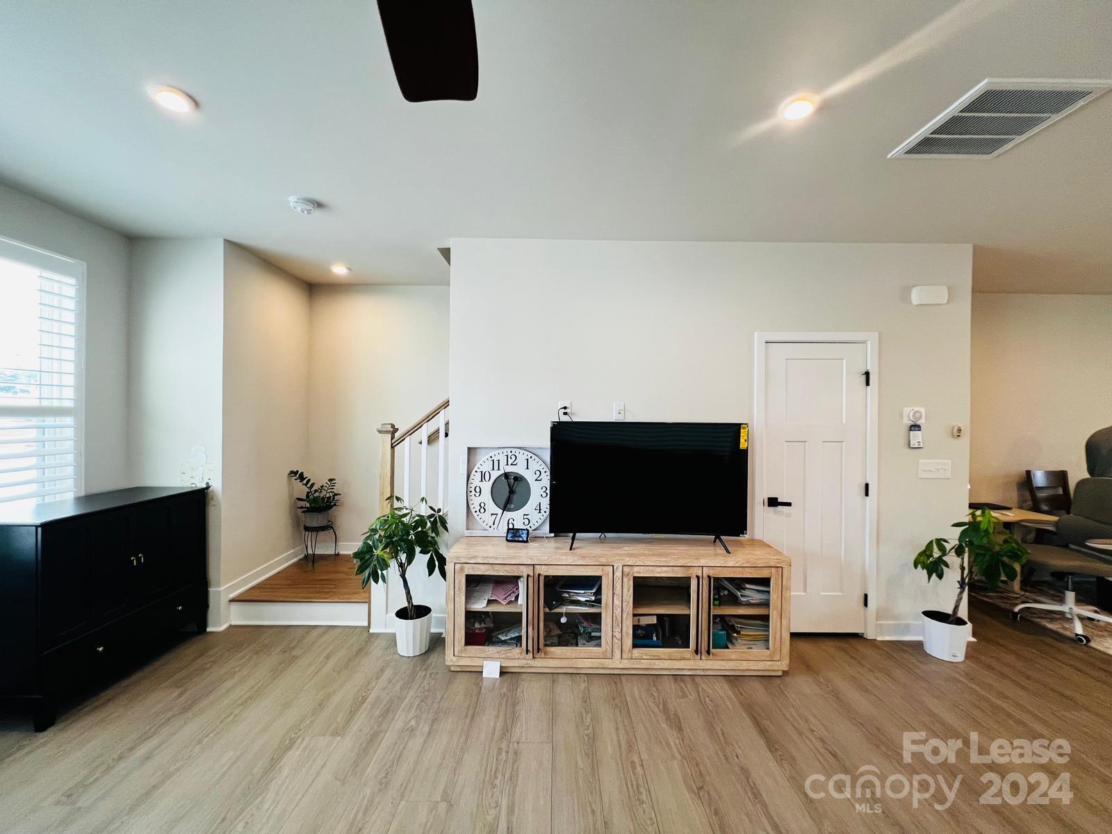 Trinity Townes - Residential Lease