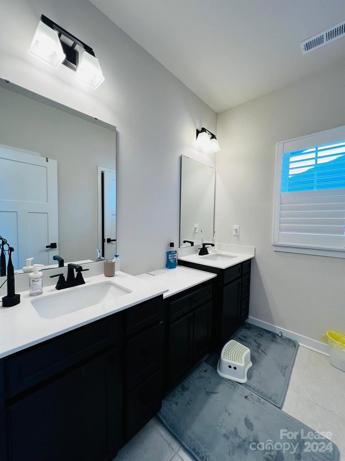 Trinity Townes - Residential Lease