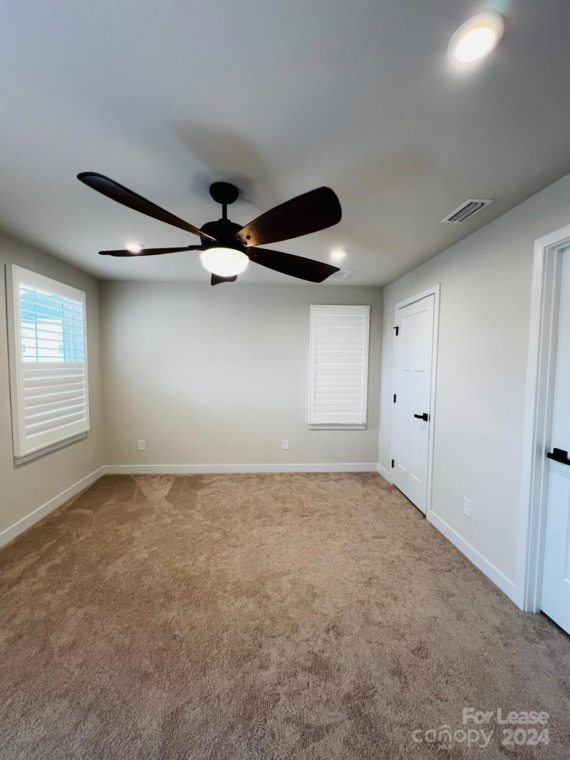 Trinity Townes - Residential Lease