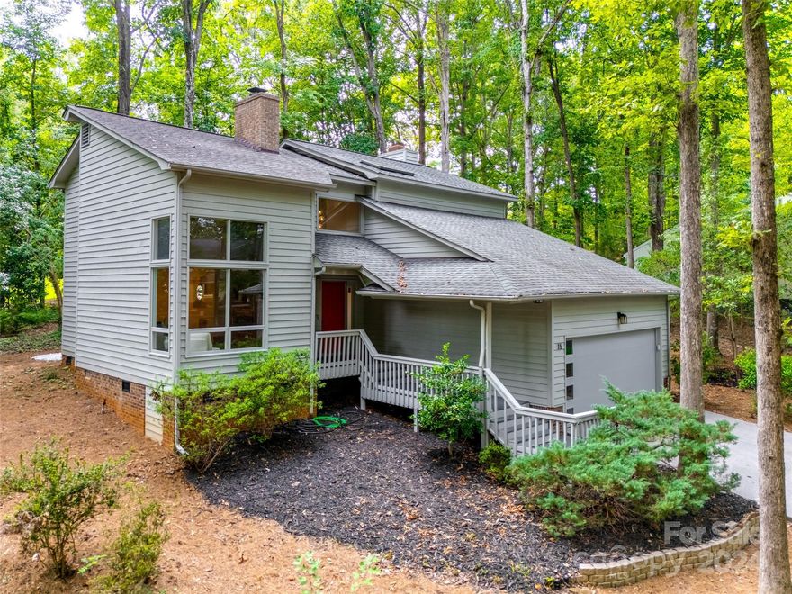 Welcome home to resort style living in scenic River Hills! This just might be the home you've been dreaming of! Nestled on treed lot, yet soaked in natural sunlight, this home features a 2-story family room w/floor to ceiling brick fireplace adjoining spacious dining room. The kitchen, w/eating area, boasts new cabinetry, stainless steel appliances, quartz countertops, tile backsplash. The living room - w/stone fireplace, bar, build-in desk, - half bath w/wainscoting, spacious laundry room & a four seasons sunroom complete main level. Upstairs features private primary - w/tray ceiling - ensuite - spacious vanity, jetted tub, large shower w/skylight - two additional bedrooms, full bath. Flooring includes wood, tile, new carpeting. Updated lighting & freshly painted interior. Located near main & back entrances of River Hills & offers blooming landscapes all season & natural landscaping. Community features park, beach, marina, golf club in resort lifestyle community. Come fall in love!