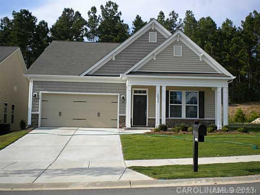 Awesome home backing to the woods. Master on 1st floor & two bedrooms & bath upstairs. Large Kitchen with walk in pantry, island, gas range, grante, stainless & hardwoods.
Home under construction.