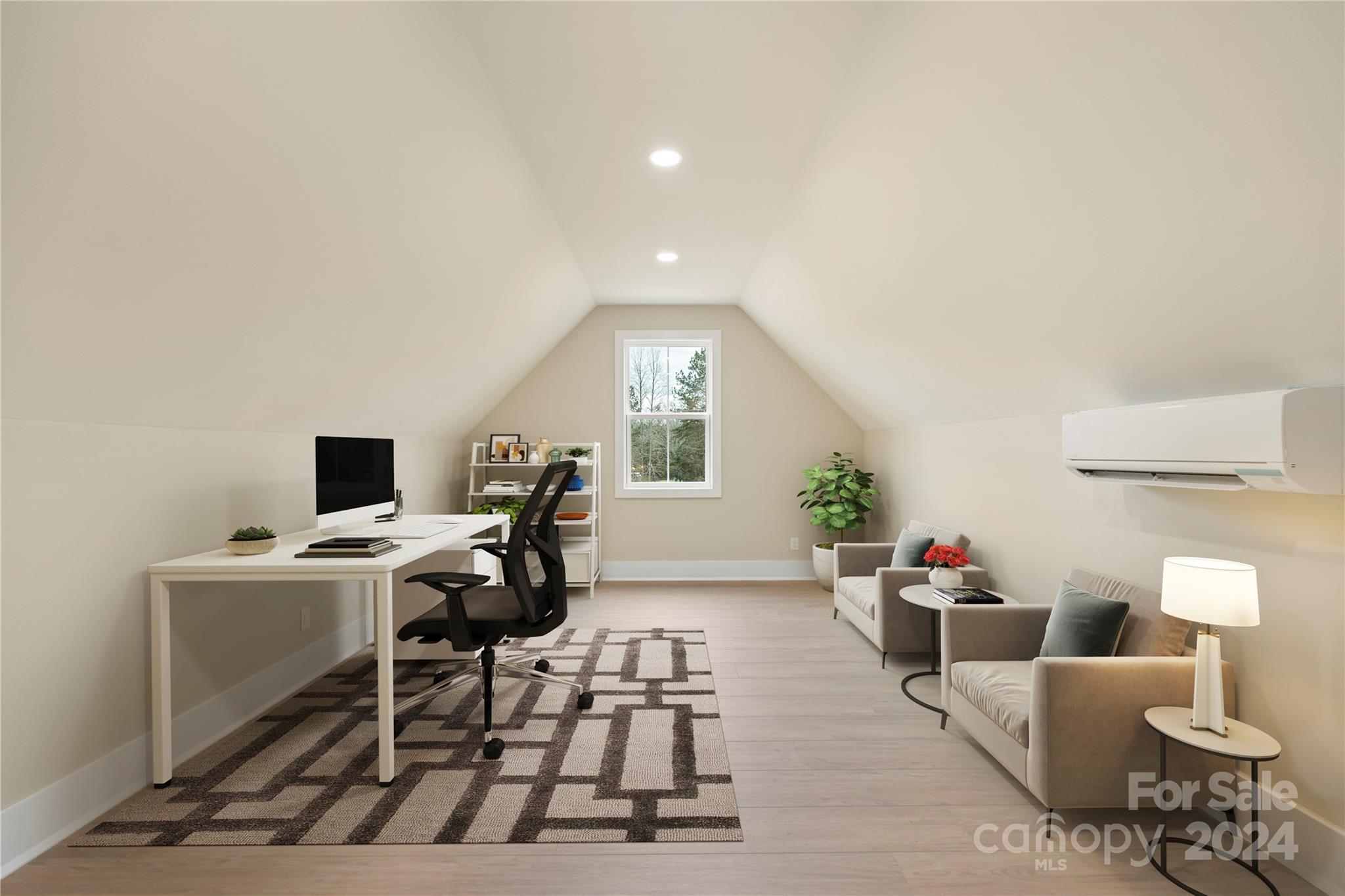 Royal Pines - Residential