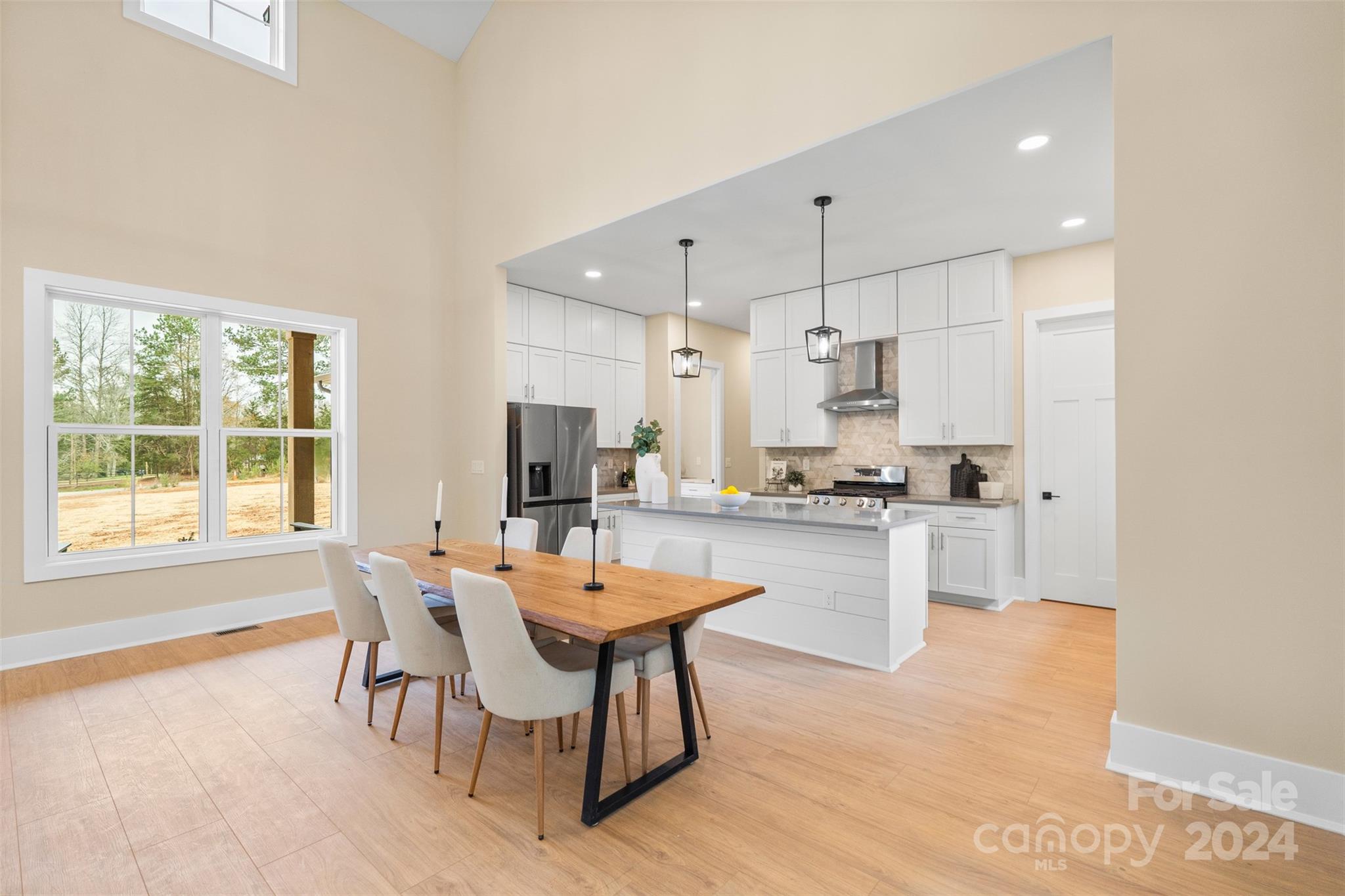 Royal Pines - Residential