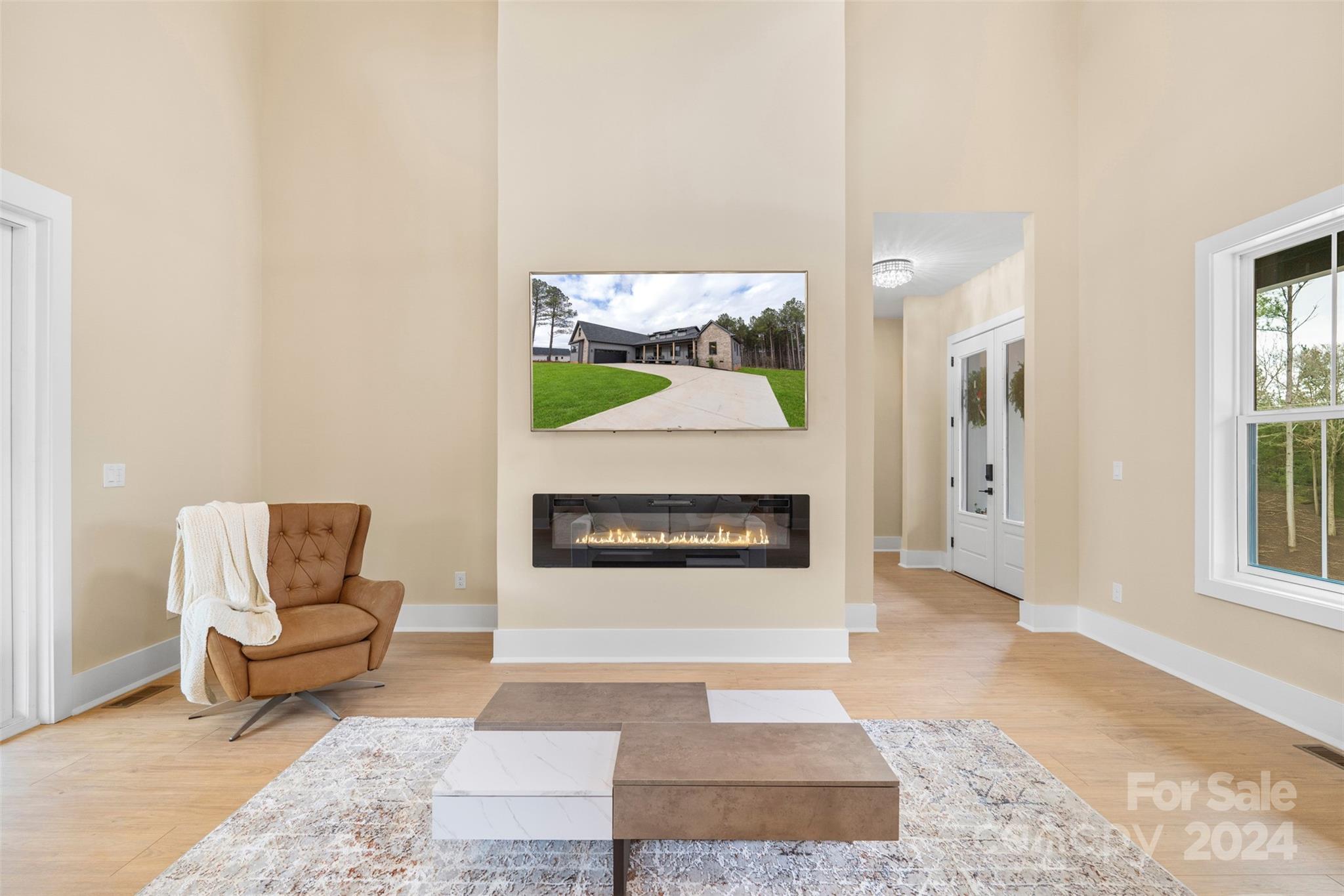 Royal Pines - Residential