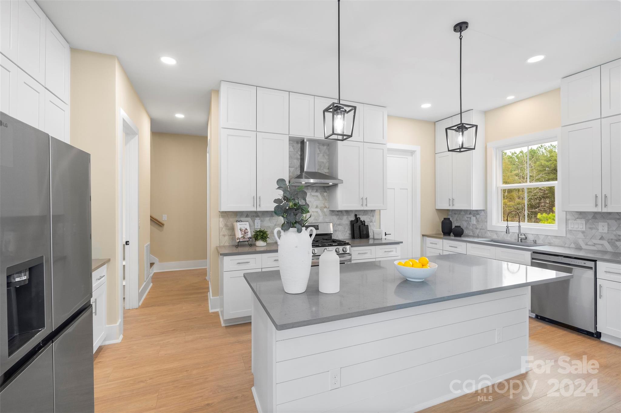 Royal Pines - Residential