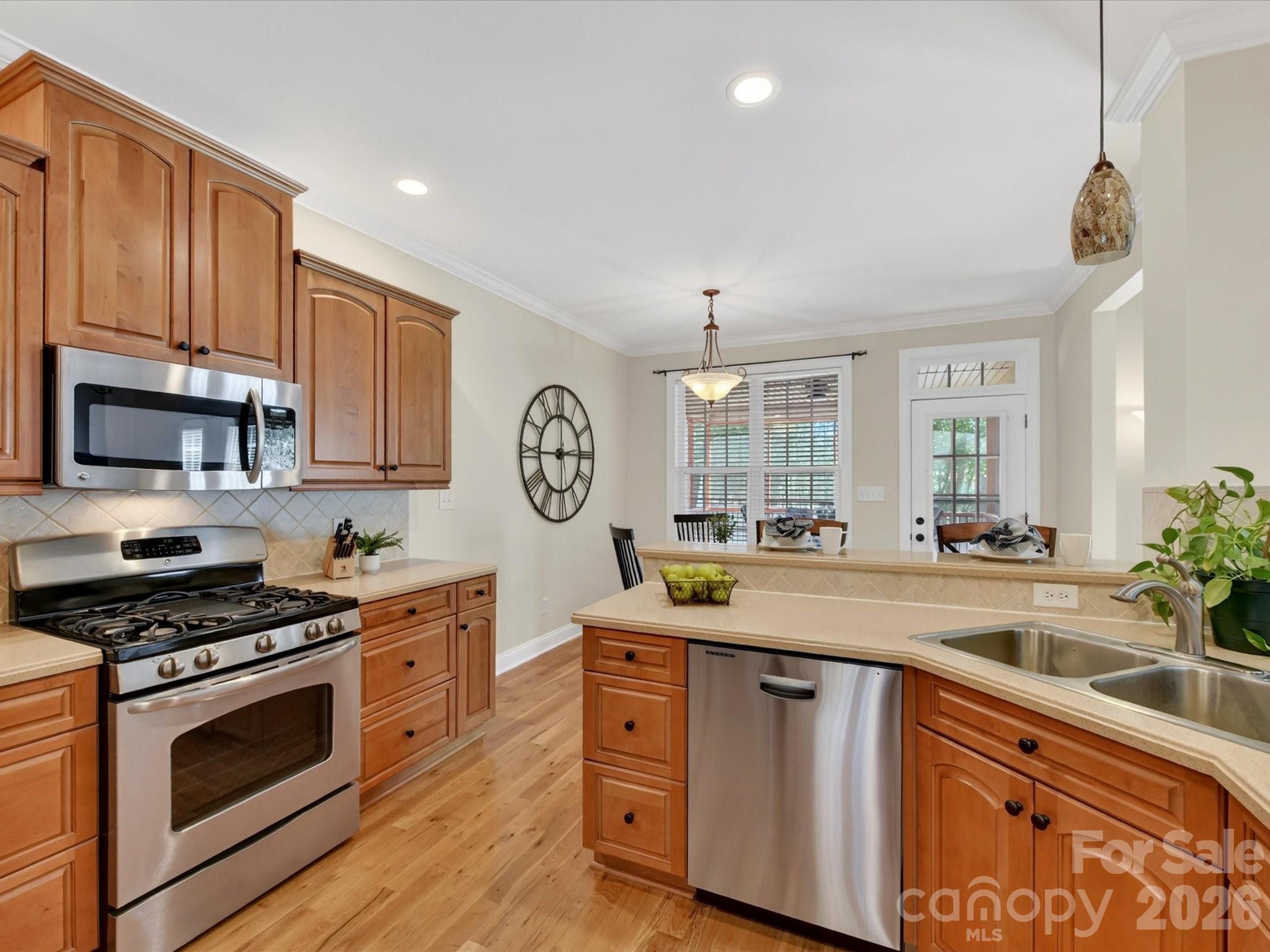 Tioga Pointe - Residential