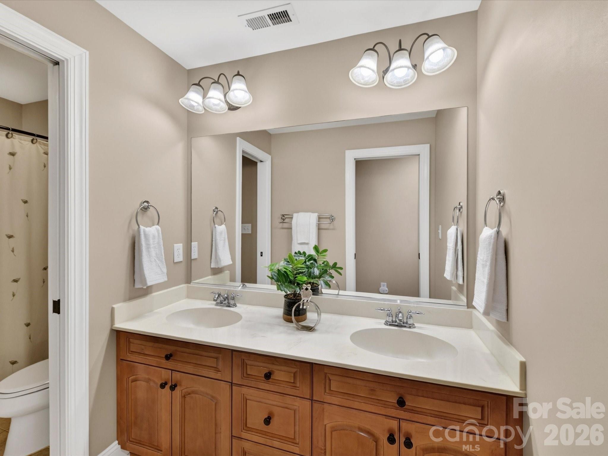 Tioga Pointe - Residential