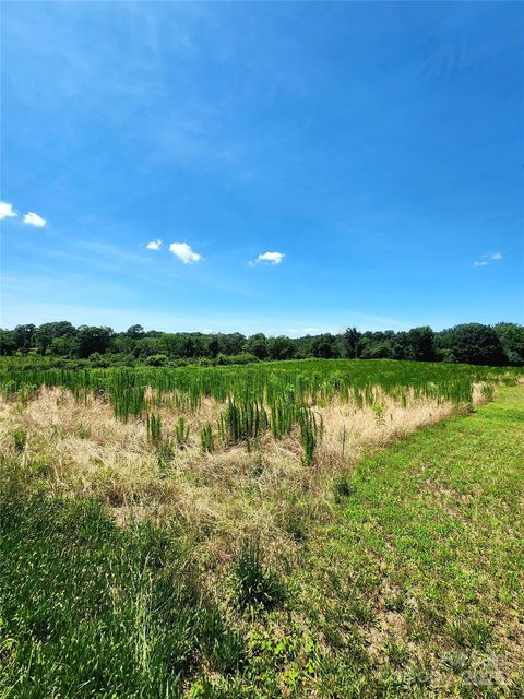 Photo of 28681 Hatley Farm Road, Albemarle, NC 28001 (MLS # 4273325)