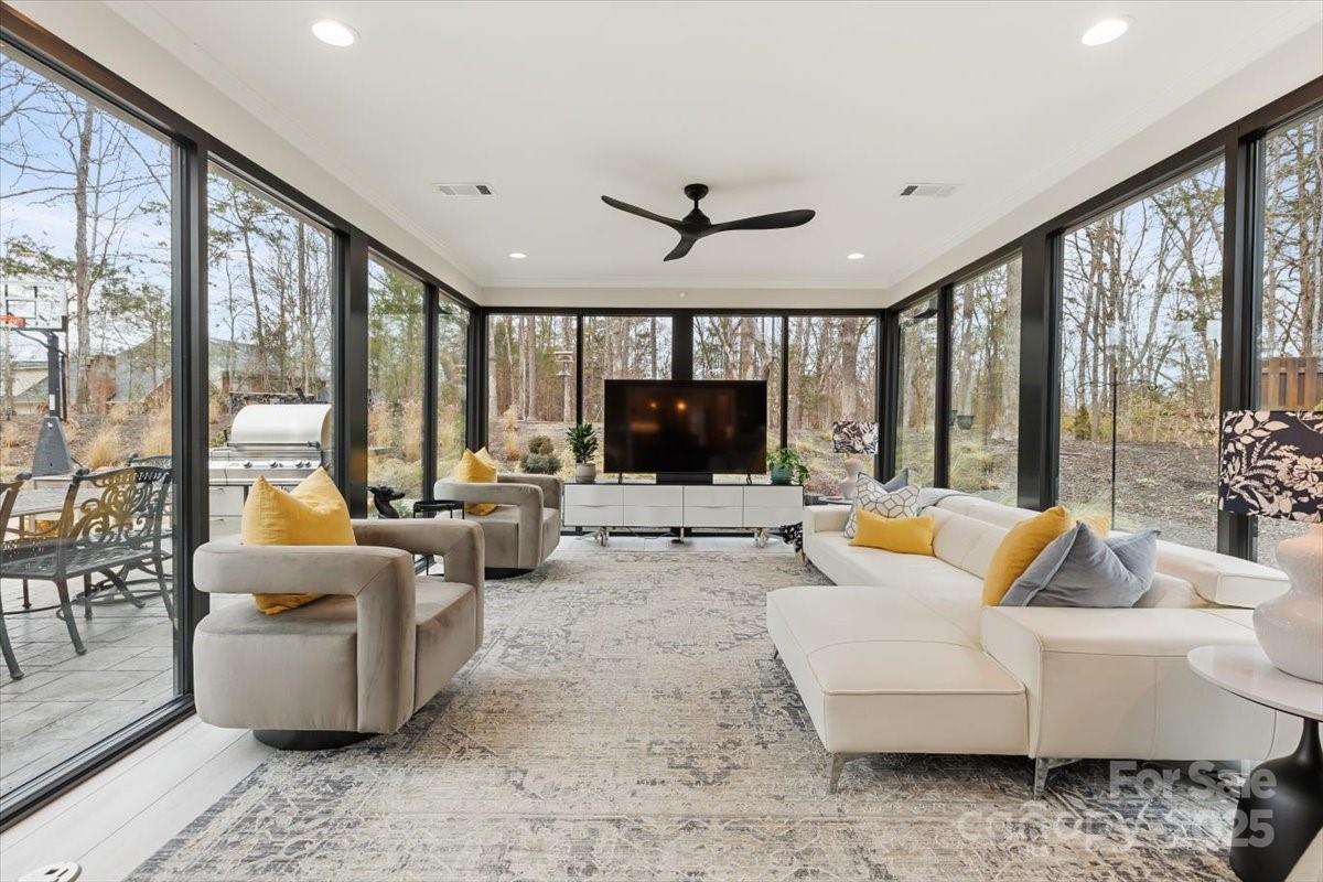 341 Beckwick Lane
