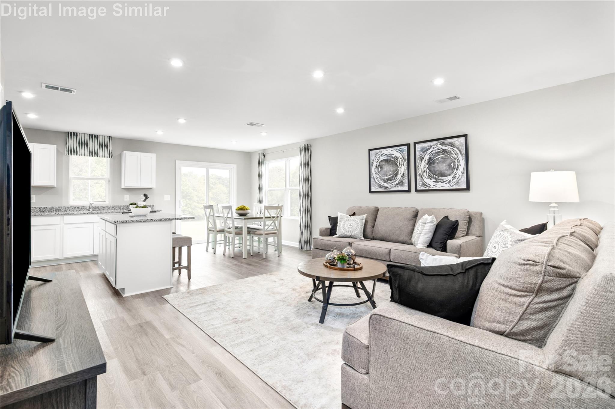 1033A 39TH Avenue Loop NE