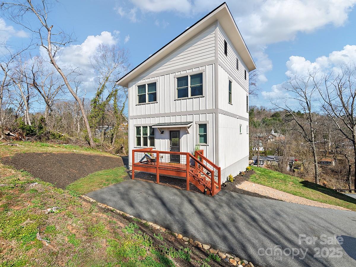 34 Walnut Lane