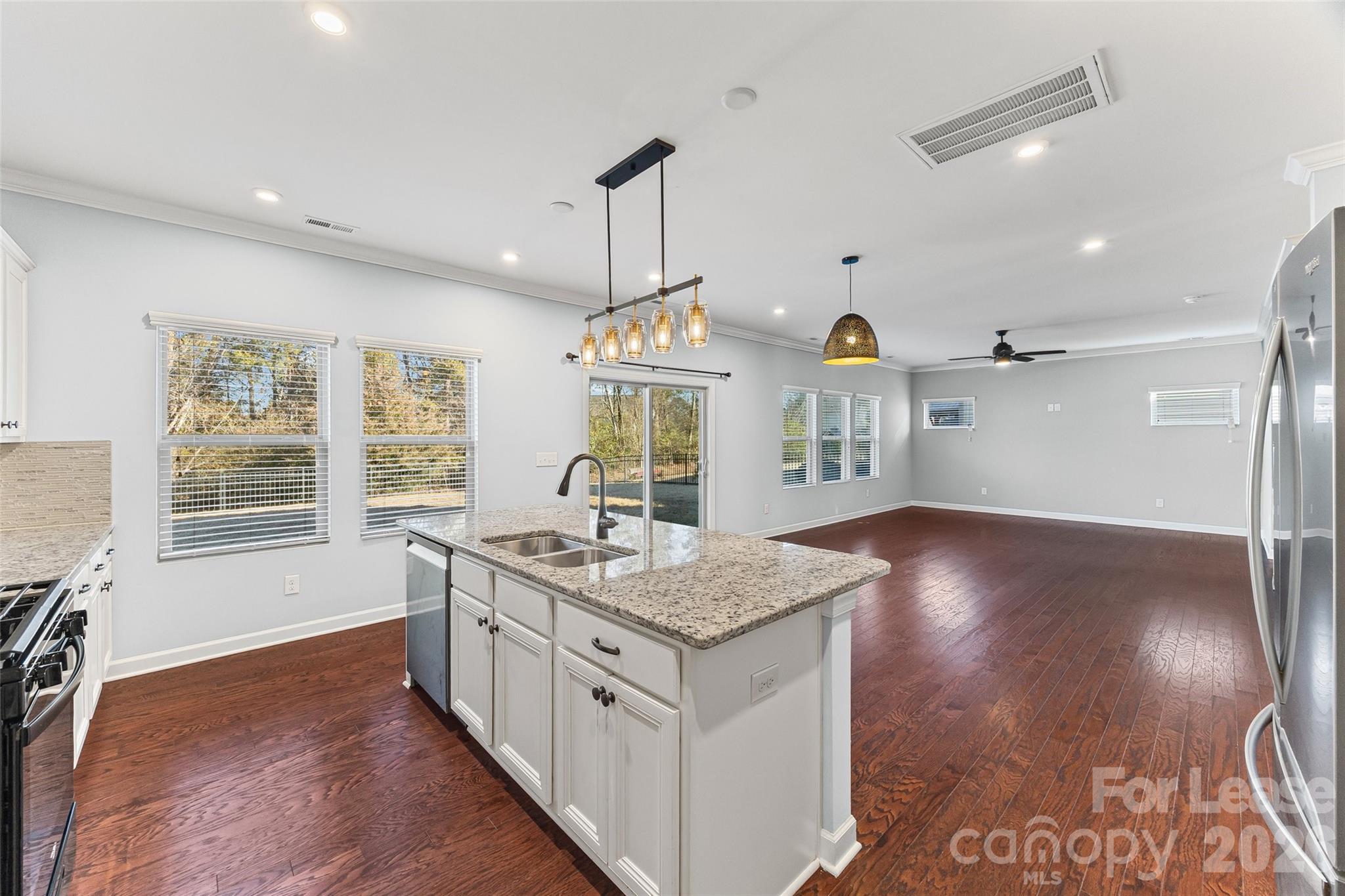 Haywyck Meadows - Residential Lease