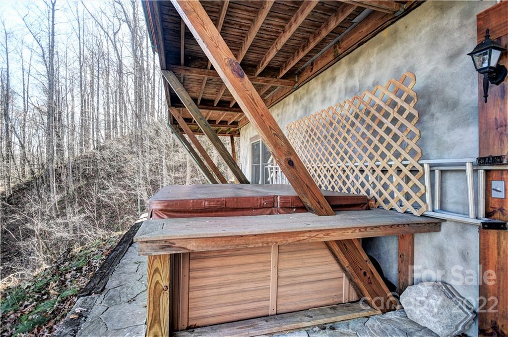 Higher Ground Ridge - Residential