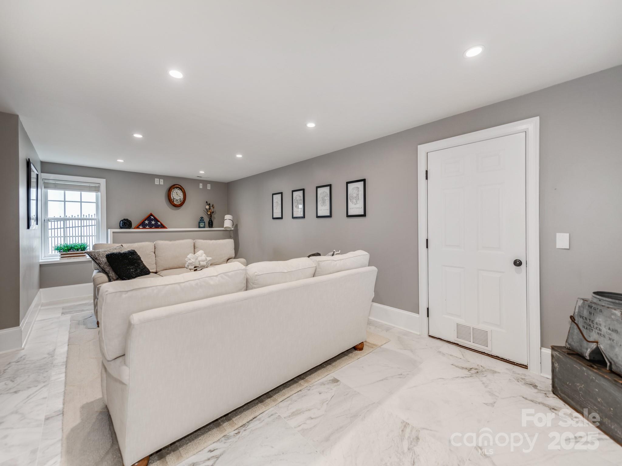 Myers Park - Residential