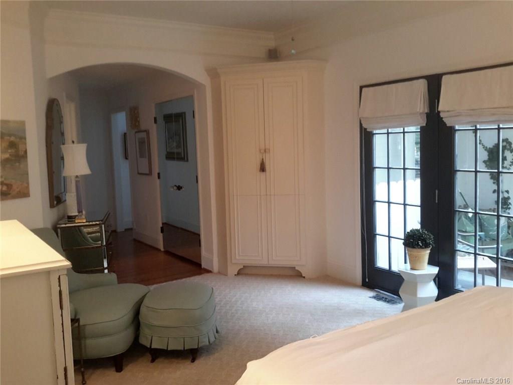 Beverly Woods East - Residential