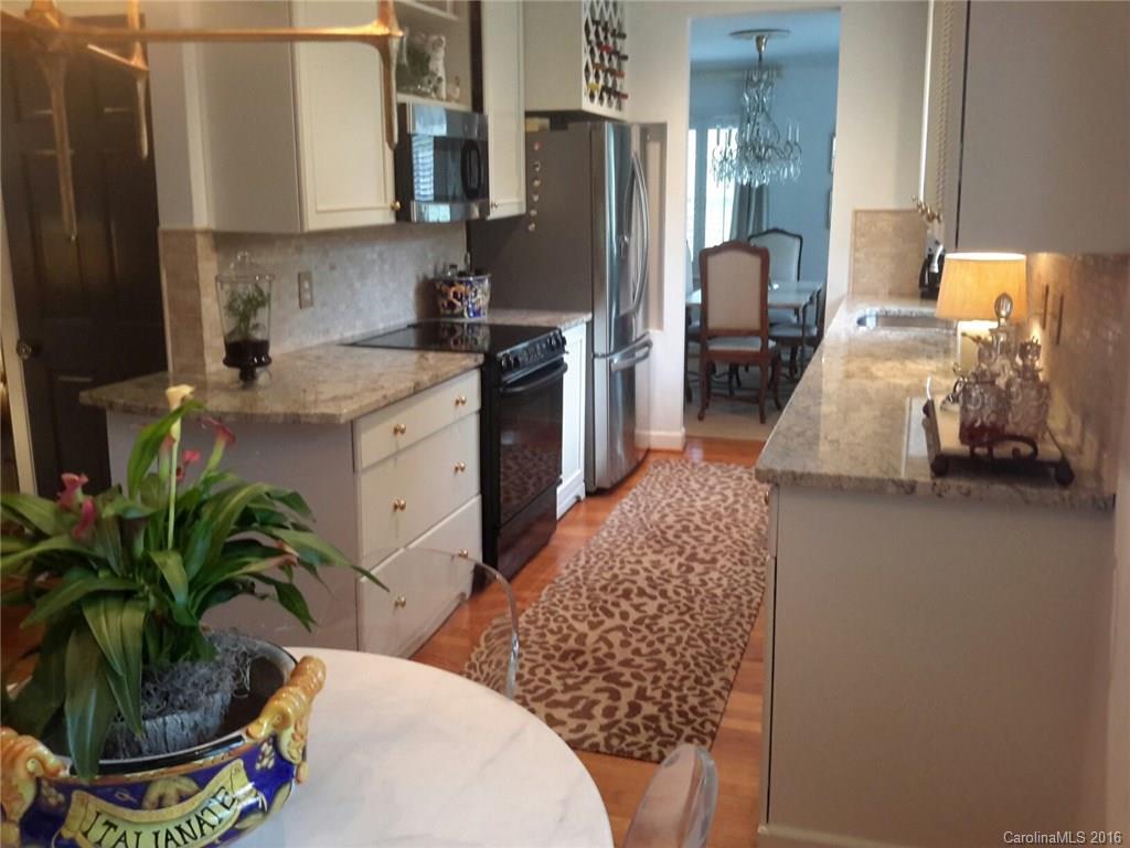 Beverly Woods East - Residential