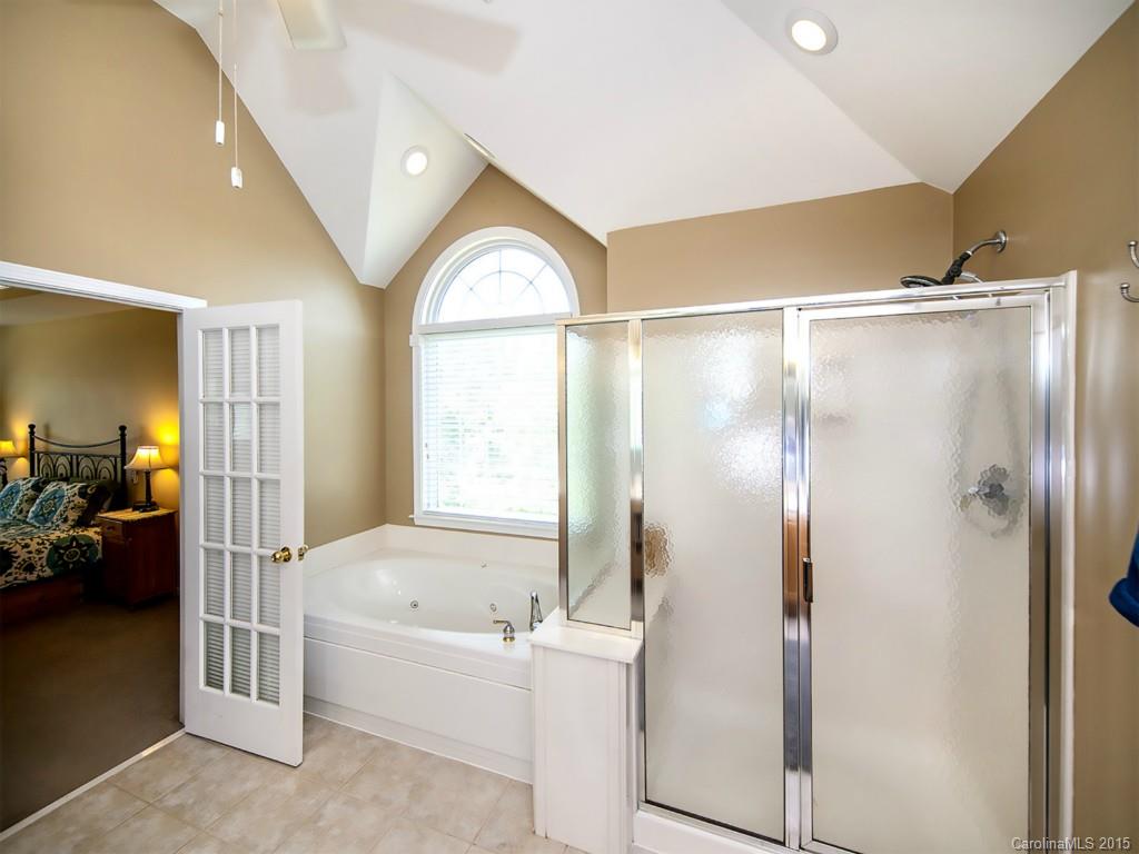 Autumn Cove At Lake Wylie - Residential