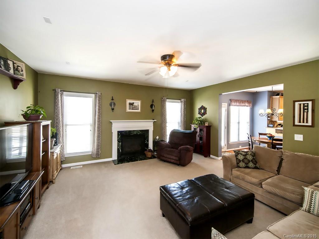 Autumn Cove At Lake Wylie - Residential